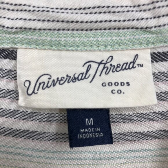 Universal Thread Goods Light Green Short Sleeve Plaid Button up Shirt M - Picture 4 of 15